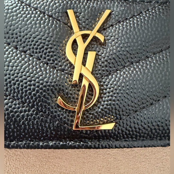 YSL Cassandre Matelasse card holder in black - Picture 6 of 6